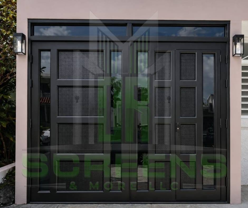 Puerta de seguridad instalada